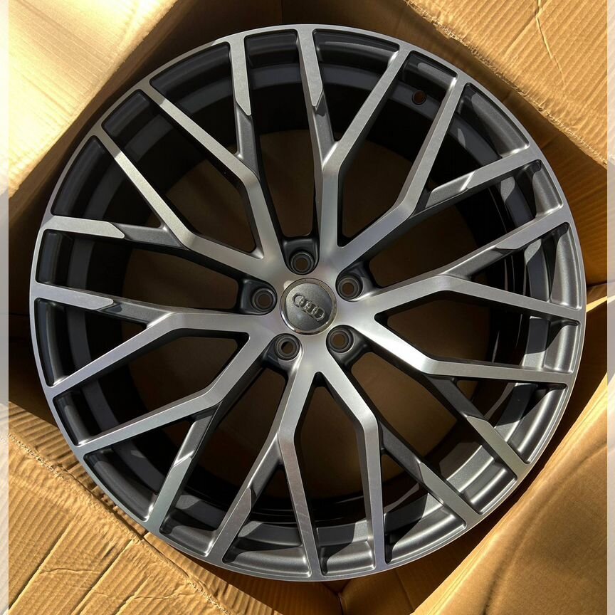 Литые диски Audi 9.5×R22 5×112