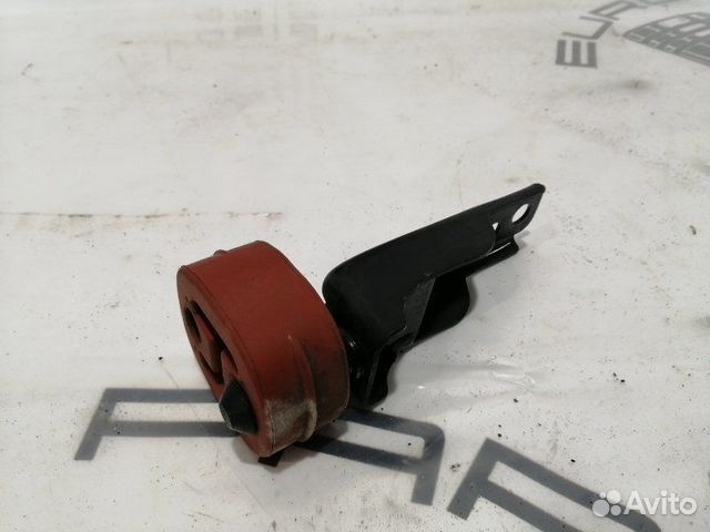 Крепление глушителя Volkswagen Passat B6 2005-2010