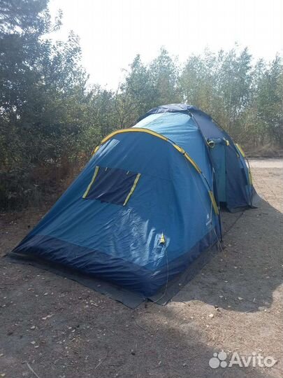 Палатка туристическая 4 местная бу