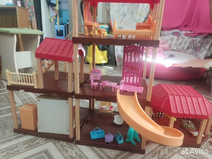 Домик кукольный