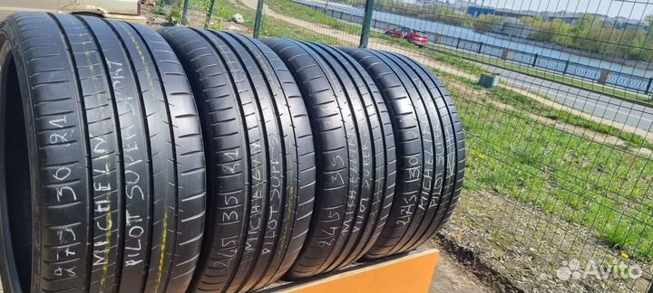 Michelin Pilot Super Sport ZP 245/35 R21 и 275/30 R21