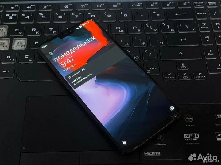 OnePlus 6, 6/64 ГБ