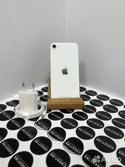 iPhone SE (2020), 64 ГБ
