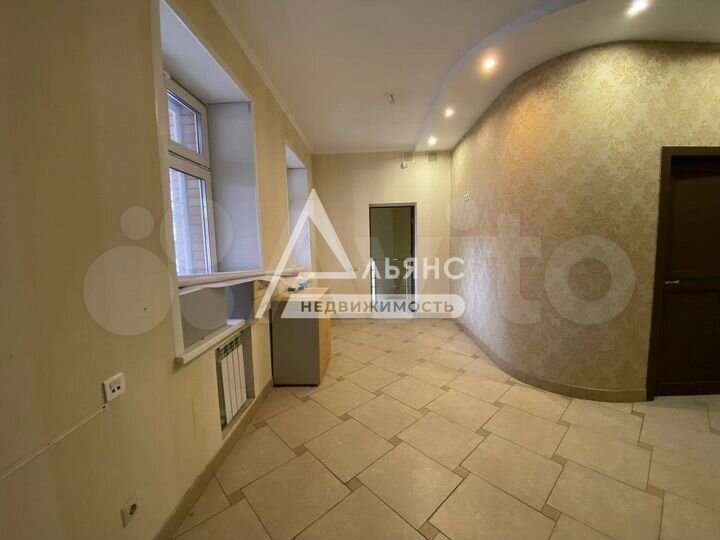 Продам офисное помещение, 731.2 м²