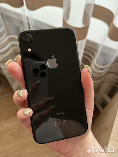 iPhone Xr, 64 ГБ