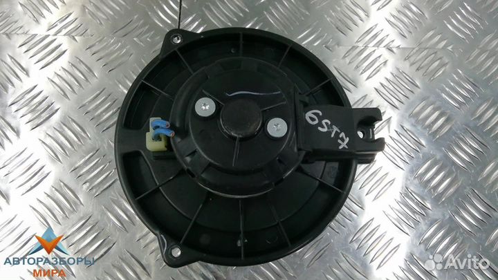 Моторчик печки Toyota Avensis 2 (T250) 2004