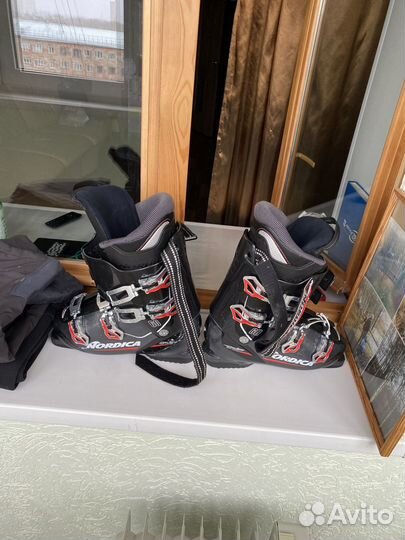 Горнолыжные ботинки nordica