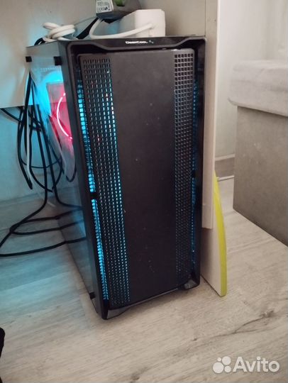 Системный блок с монитором (игровой пк)