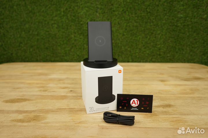 Беспроводное зарядное устройство Xiaomi Mi 20W