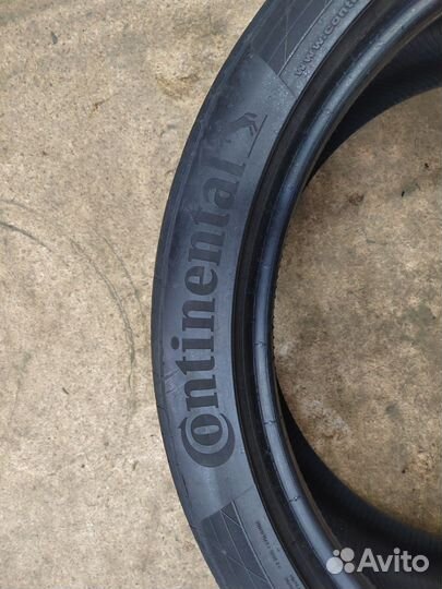 Continental ContiSportContact 5P 255/40 R21 и 285/35 R21 105Y