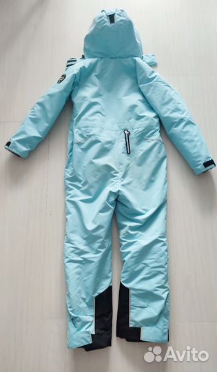 Зимний комбинезон для девочки