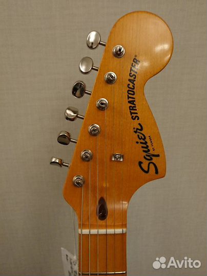 Squier - Classic Vibe Stratocaster 70's HSS - BLK