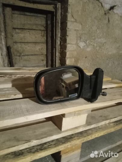 Зеркало левое нива 21214