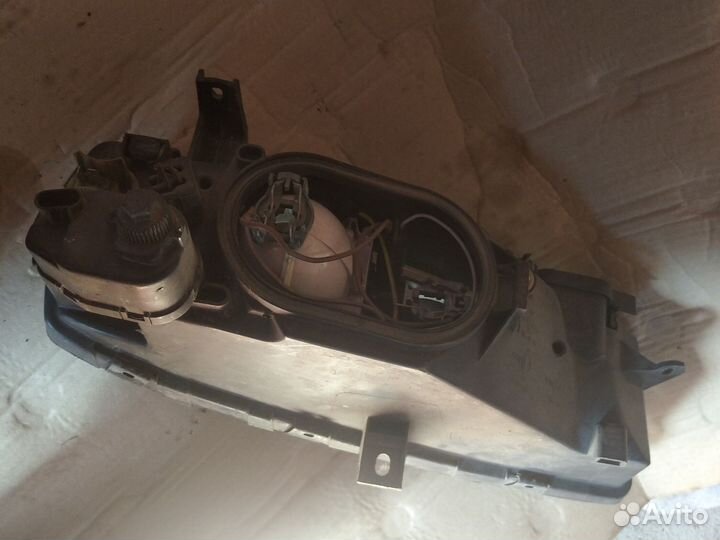 Передняя левая фара Опель Калибра