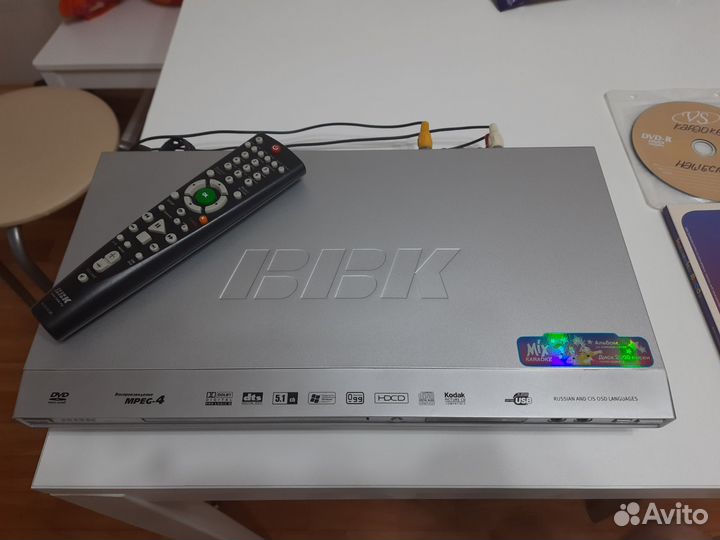 Dvd плеер с караоке BBK и дисками с песнями