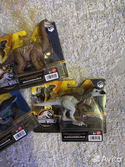 Динозавры jurassic world разные