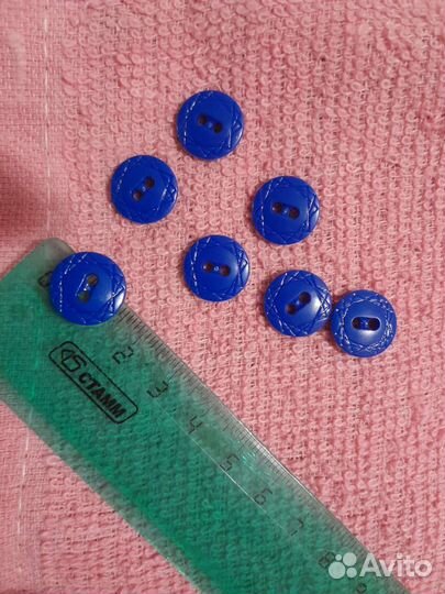 Пуговицы