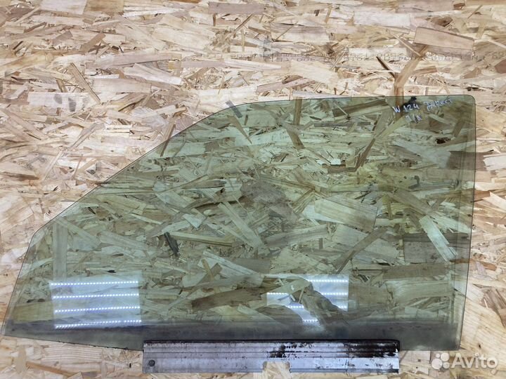 Стекло Mercedes w124