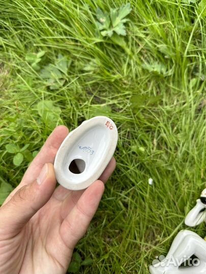 Статуэтки «Лфз девушка на камне, гжель пляжница»