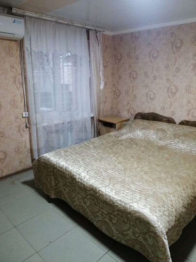 Комната 10 м² в > 9-к., 1/3 эт.