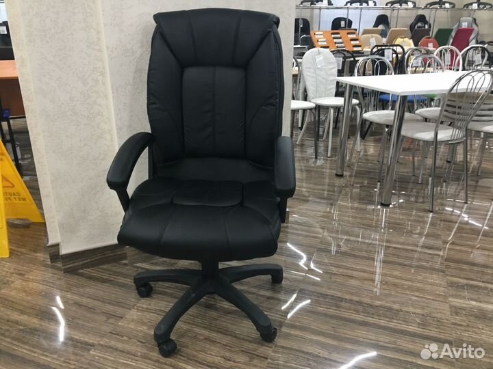 Компьютерное кресло