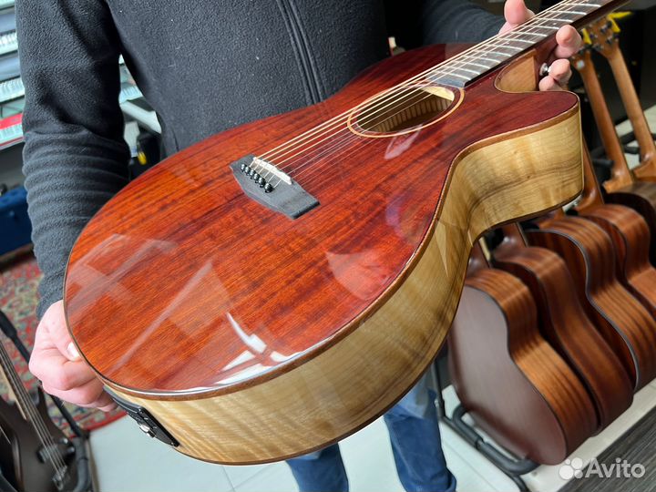Гитара электроакустика