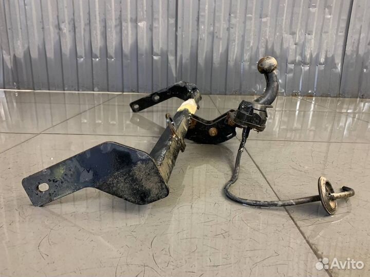 Фаркоп Лада Гранта бу