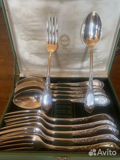 Набор столовых приборов