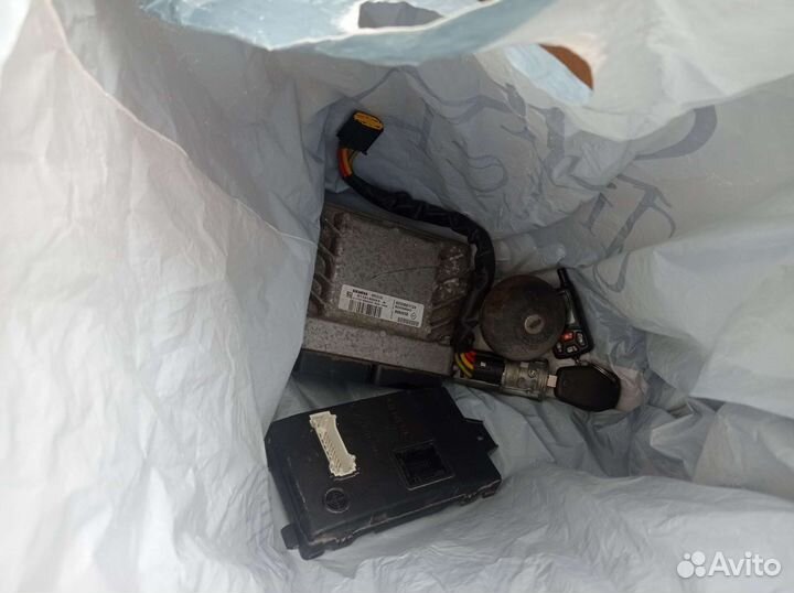 Блок управления двигателем рено