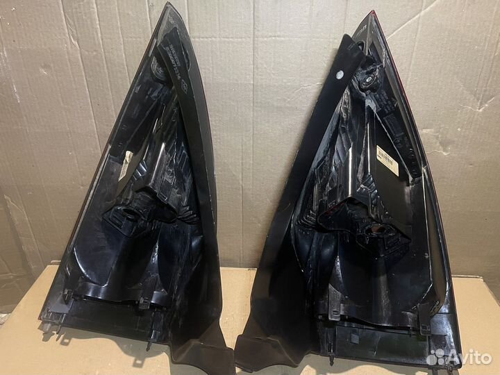 Фонарь задний левый Renault Megane 2