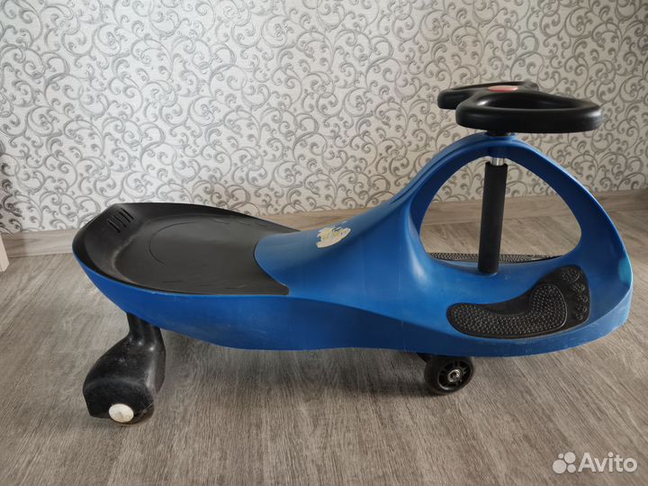 Машинка-каталка