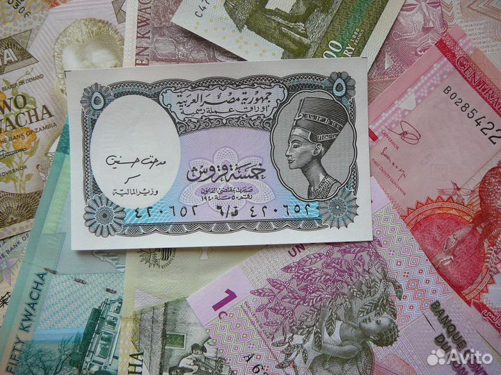 Лот №4. 18 банкнот Африки. Пресс. UNC