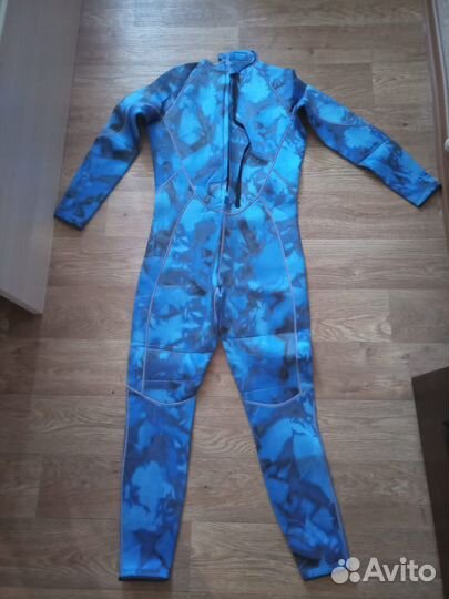 Гидрокостюм