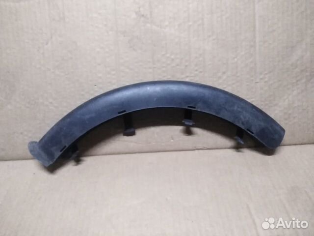 Накладка пели багажника правая Audi A4 B8