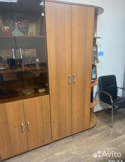 Шкафы для документов, одежды угловая колонка