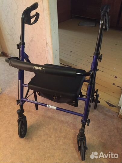 Инвалидное кресло