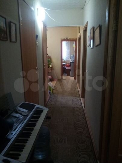 4-к. квартира, 70 м², 4/9 эт.