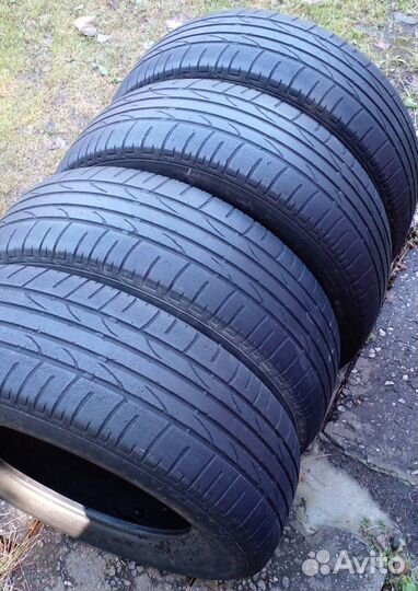 Bridgestone Dueler H/P Sport 215/65 R16