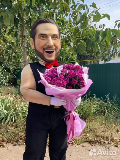 Поздравление ростовой куклой Артур Пирожков