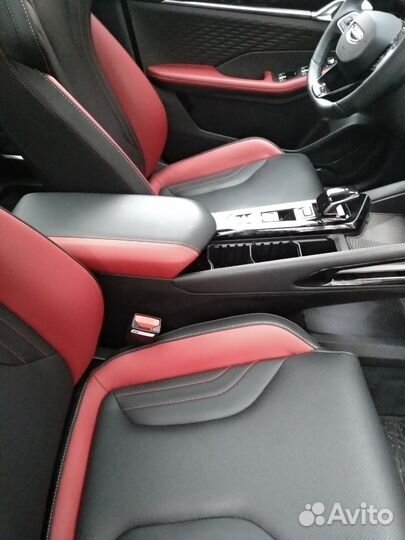 Geely Coolray 1.5 AMT, 2024, 4 300 км