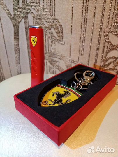 Брелок-ключница & зажигалка #Ferrari red