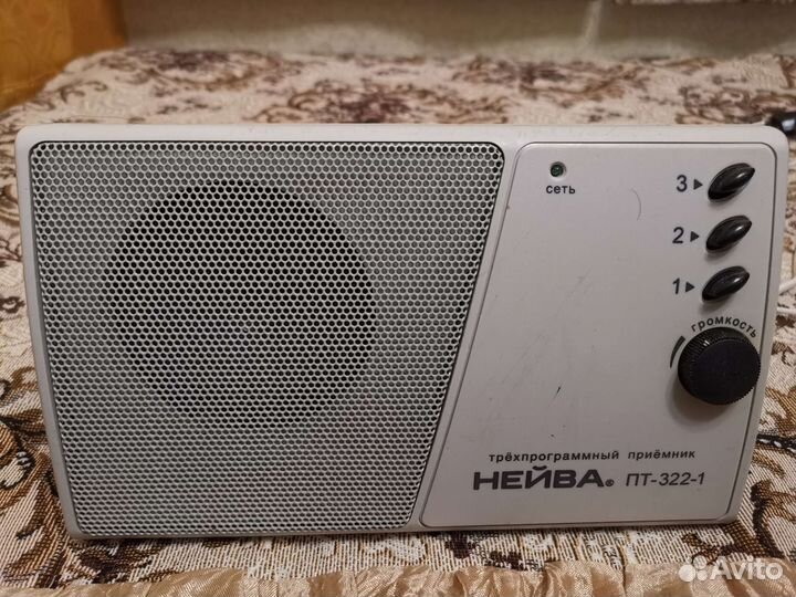 Радио приемник нейва пт-322-1
