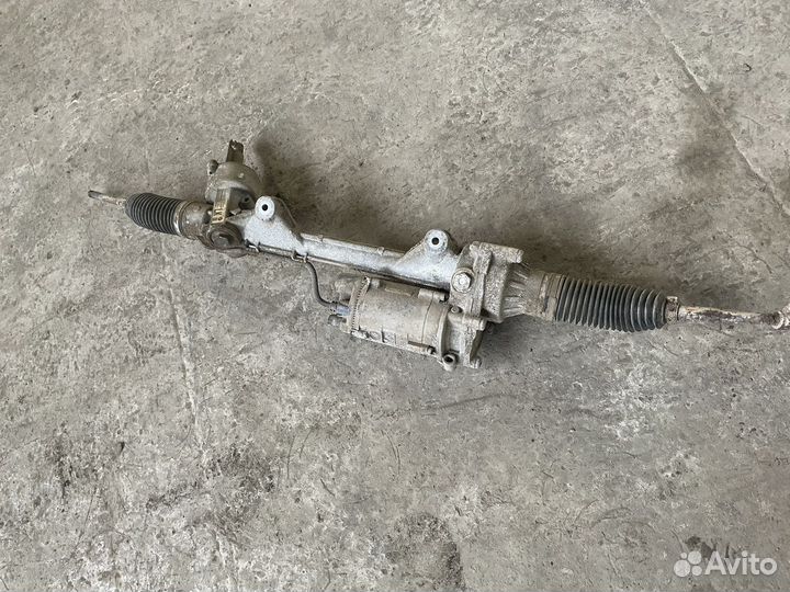 Продам рулевую рейку bmw f 30