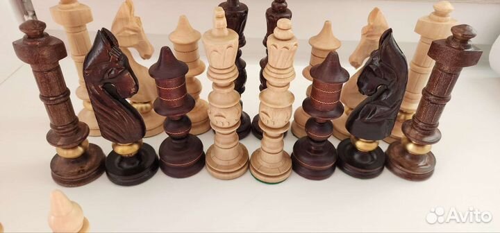 Комплект шахматных фигур