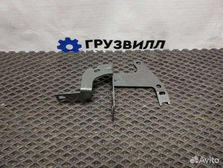 Кронштейн (крепление) Volvo FH4 21367171