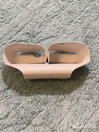 Чехол на AirPods Max