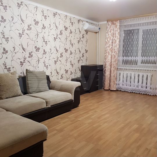 1-к. квартира, 54 м², 8/10 эт.