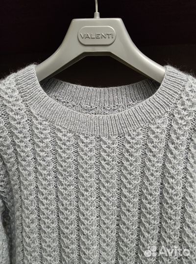 Джемпер вязаный ручной работы женский 48