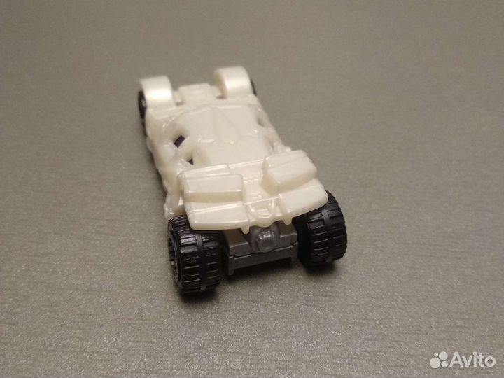Машинка HotWheels(Хот вилс) Бетмобиль белая