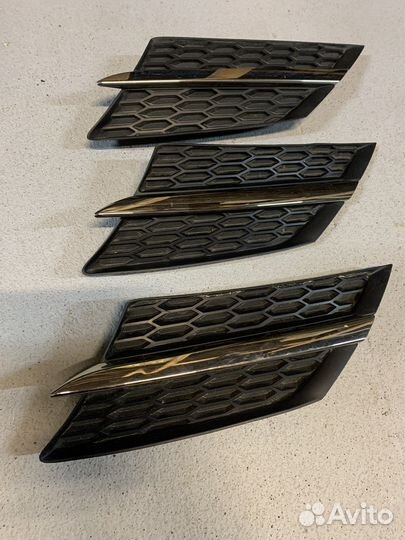 Решетка радиатора левая Toyota Rav 4 a40 2013